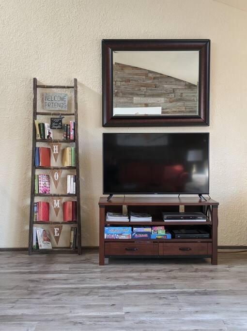 Apartamento Corner Lake Getaway Bella Vista Exterior foto